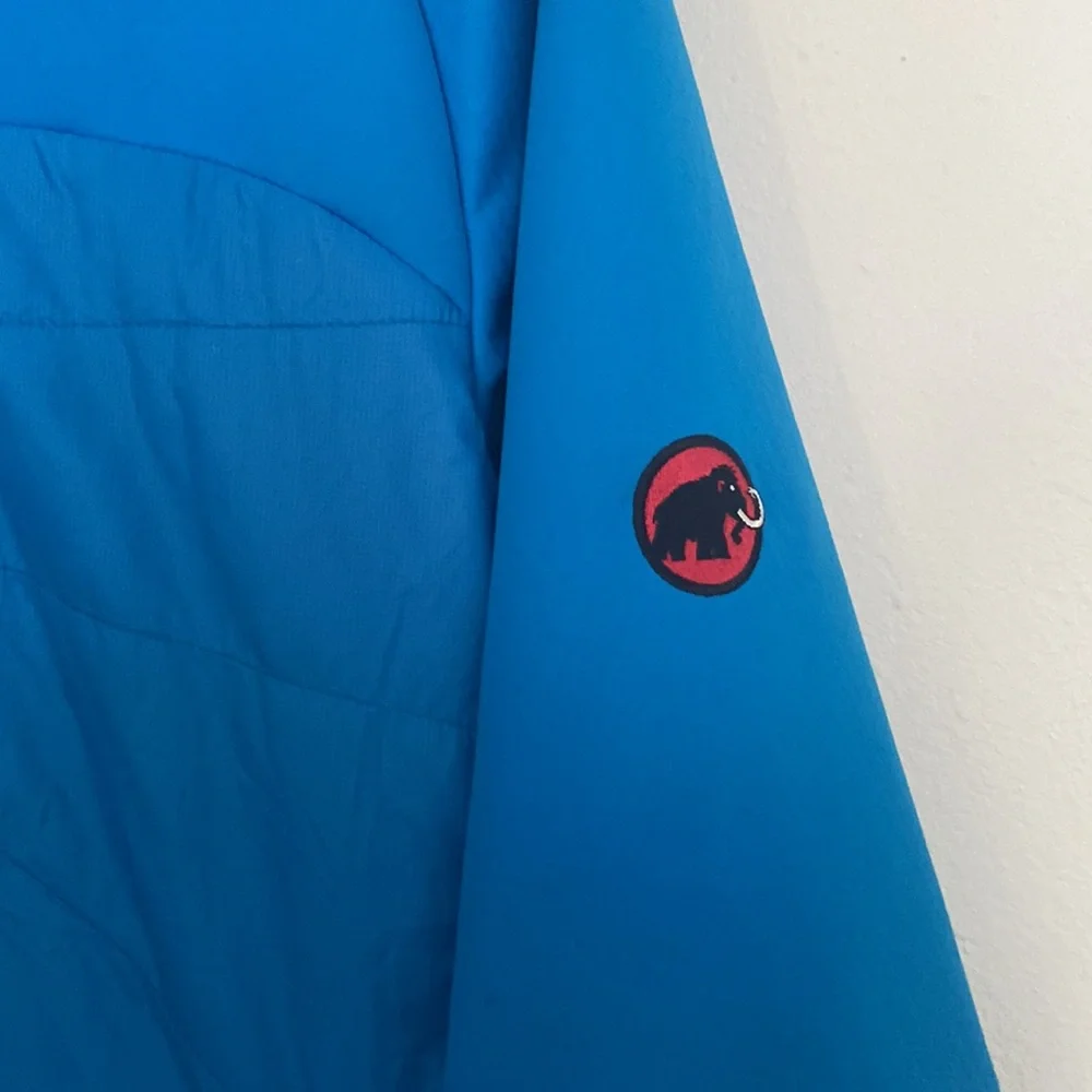 Mammut  womens medium zip up jacket bright blue, zip pockets, hooded - Picture 3 of 11